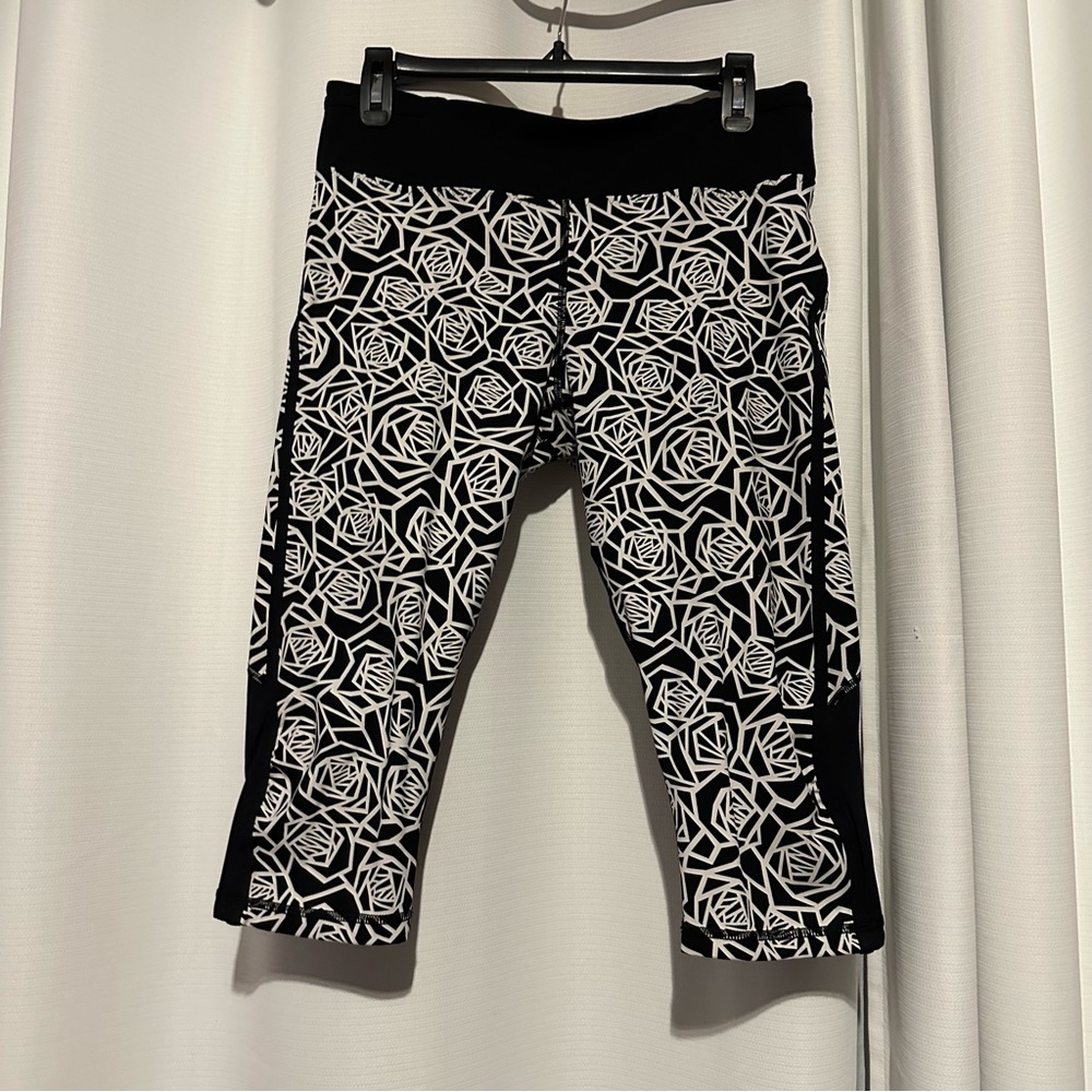 Women’s crop Lululemon leggings